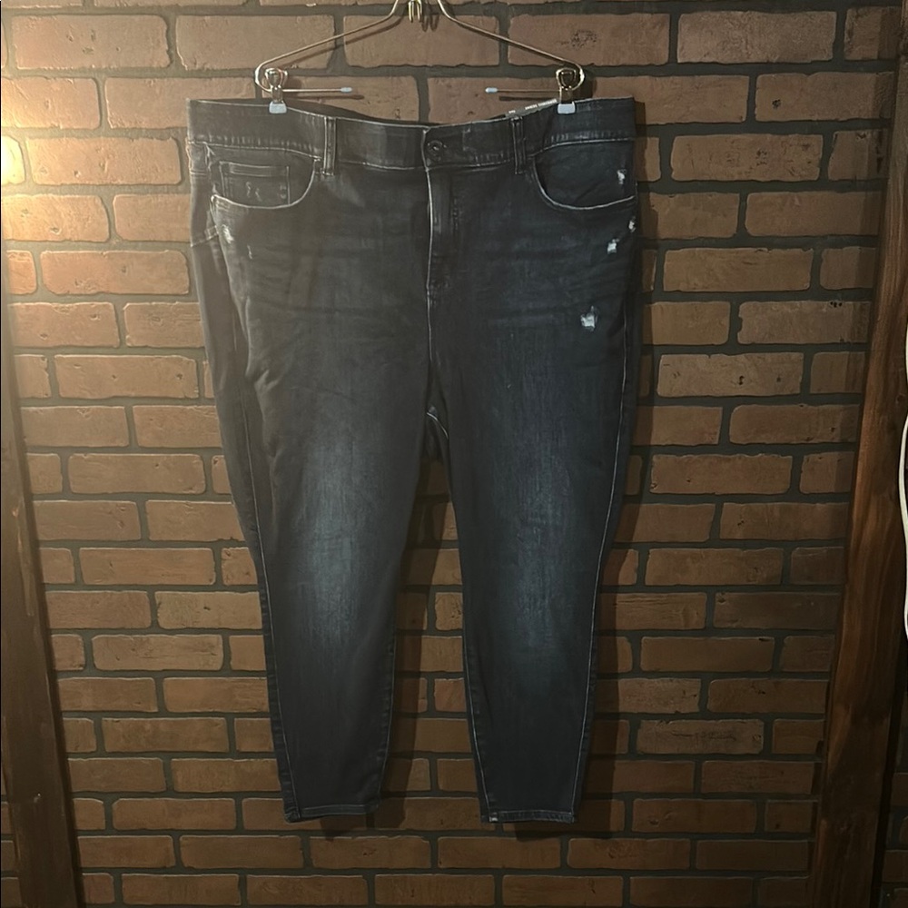 NWT Torrid Distressed Jeans